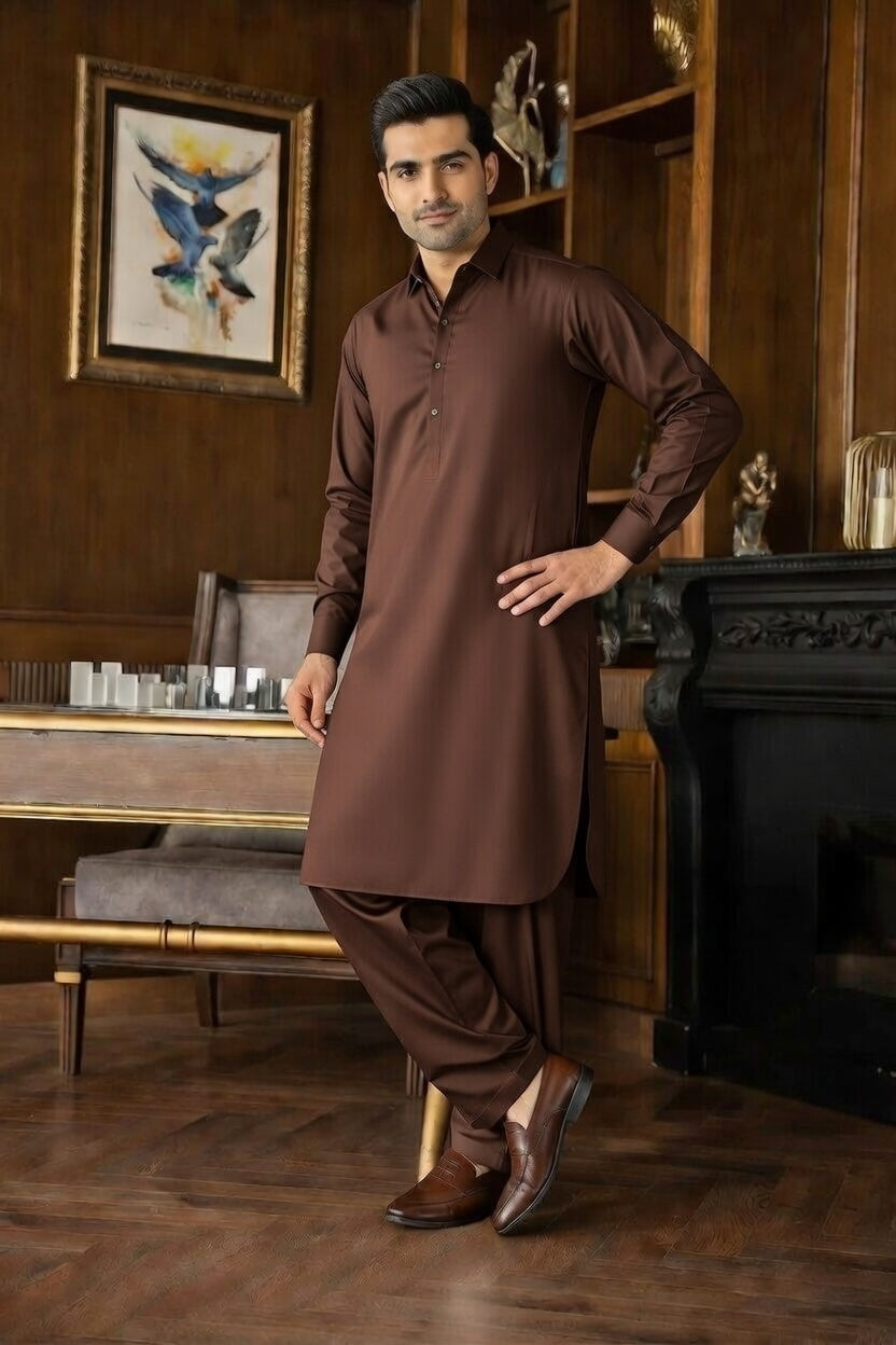Dark Brown – Festive & rich