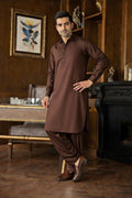 Dark Brown – Festive & rich