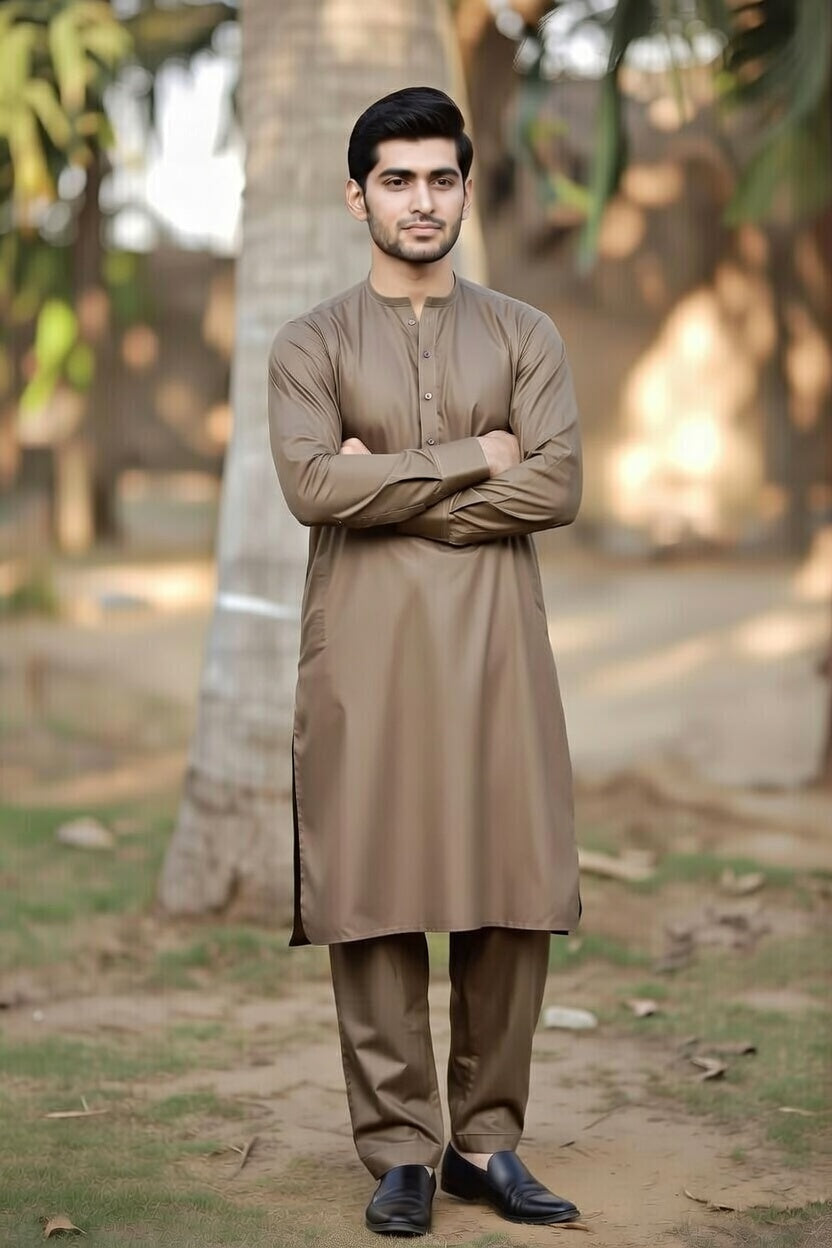 Light Brown – Earth-tone classic