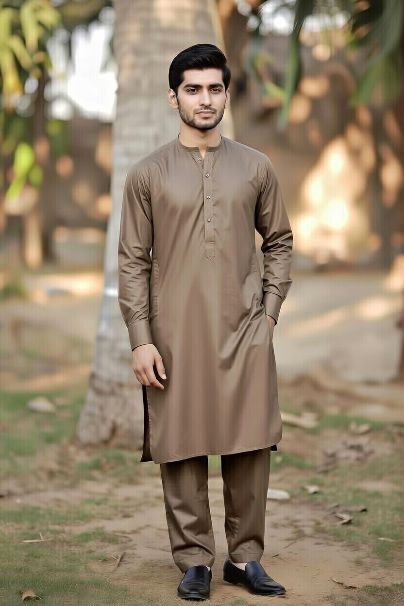 Light Brown – Earth-tone classic